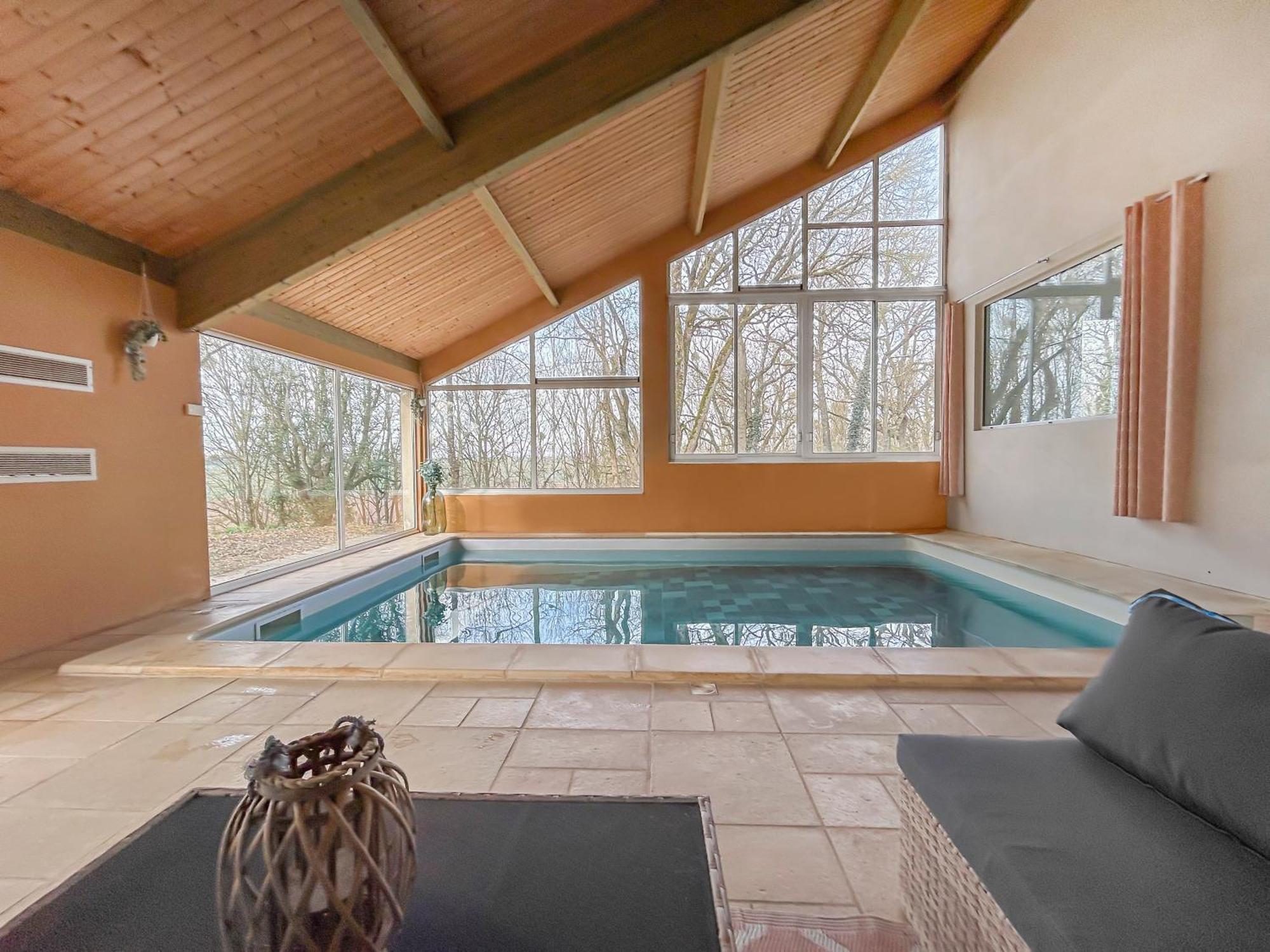 Gite L'Oree Des Buis, Piscine Privatisable Vouille  Bagian luar foto